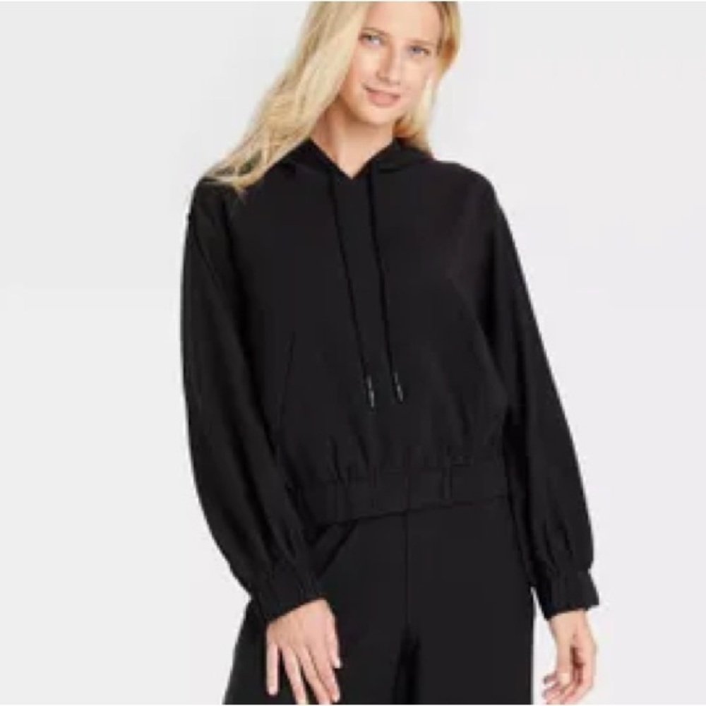 WHO WHAT WEAR Black Pullover Hoodie NWT Size XL
